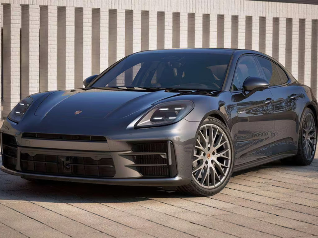 Porsche Panamera 4