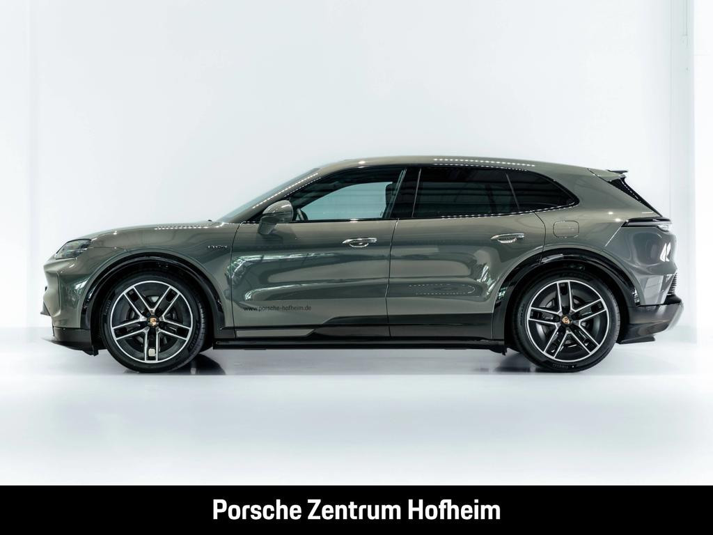 Porsche Cayenne Electric HA-Lenkung Surround View BOSE