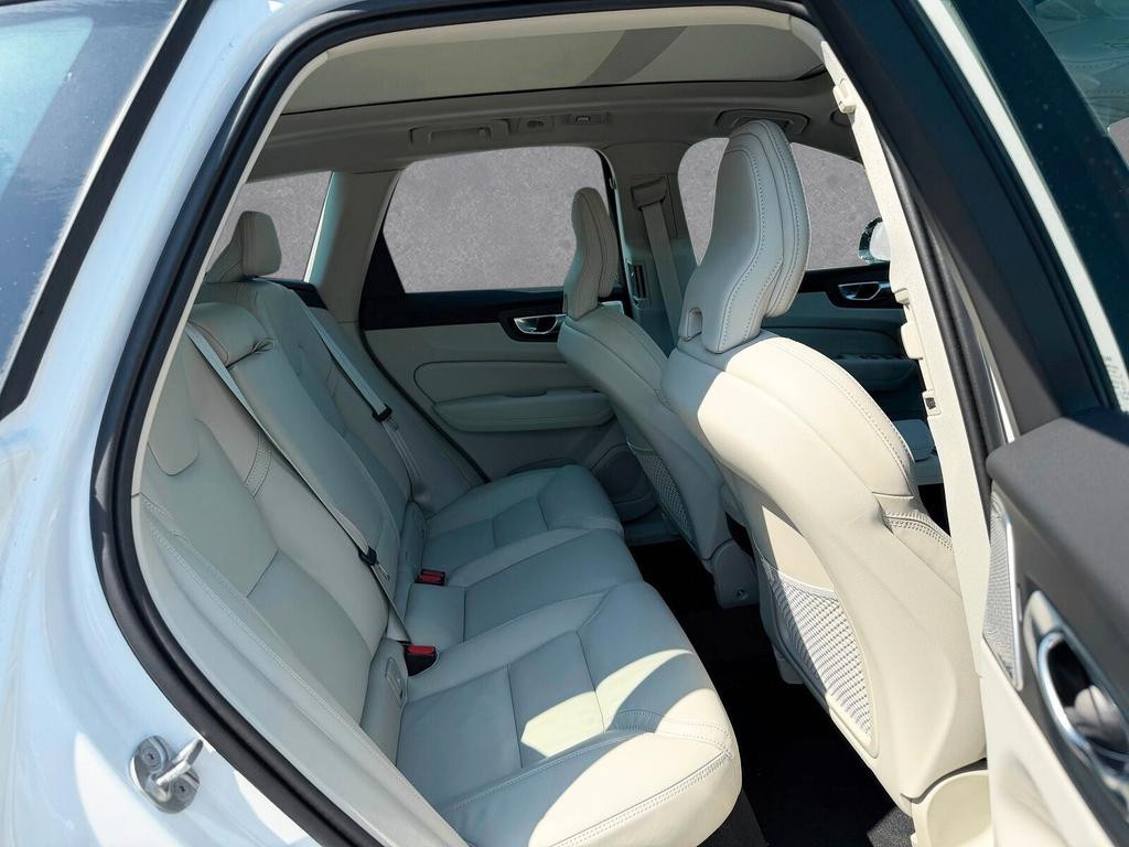 Volvo XC60 AWD Dark Ultra