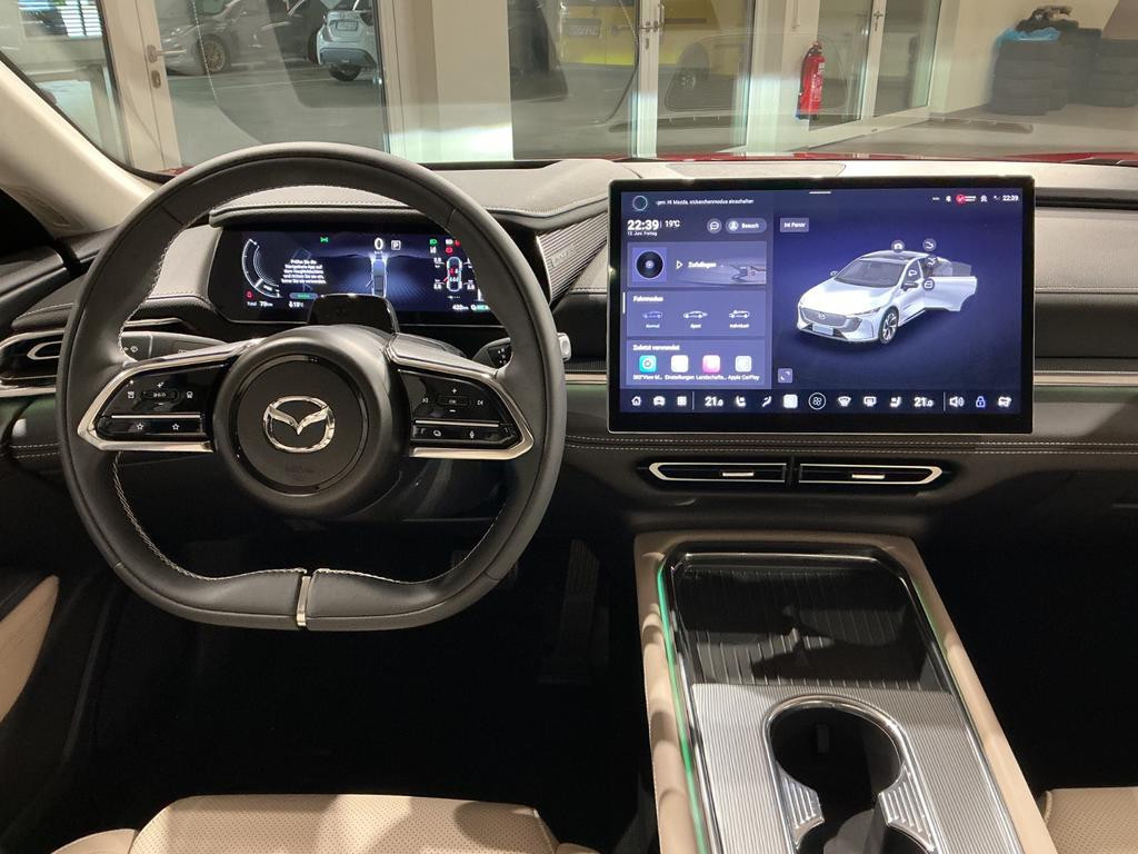 Mazda 6e