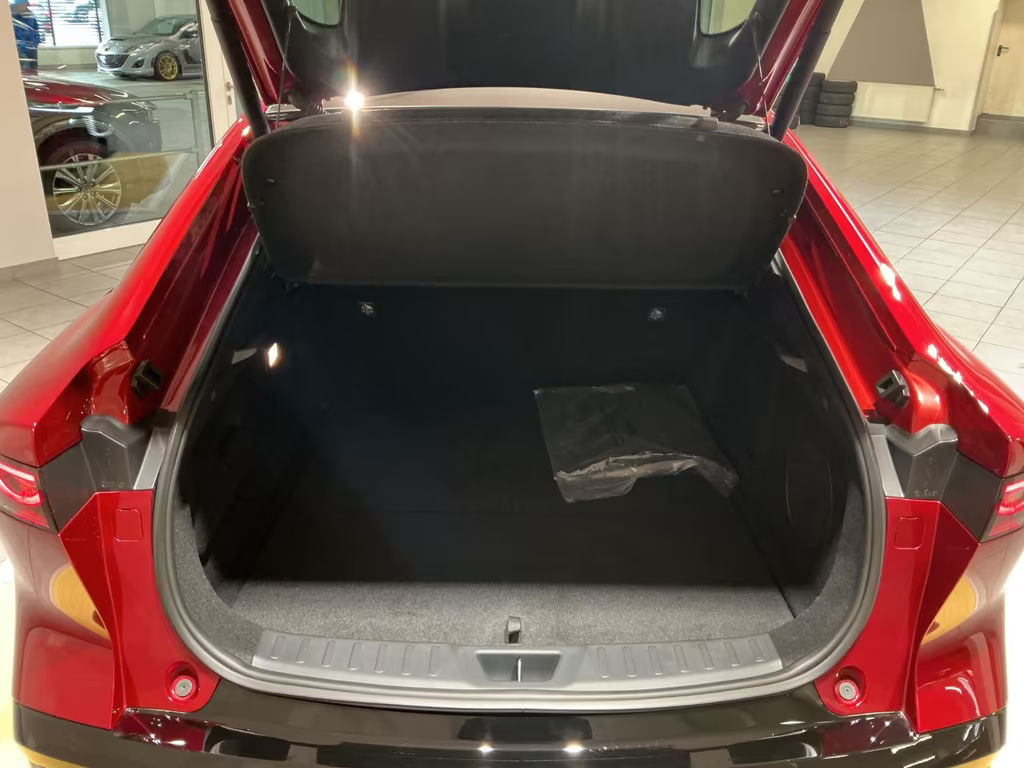 Mazda 6e