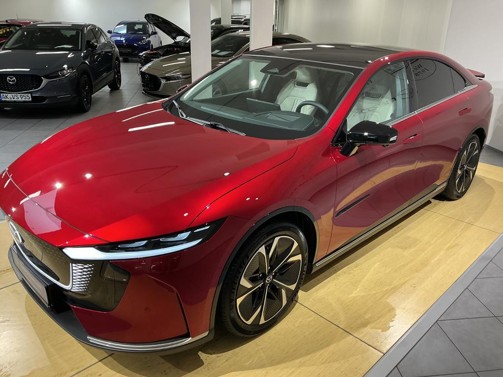 Mazda 6e