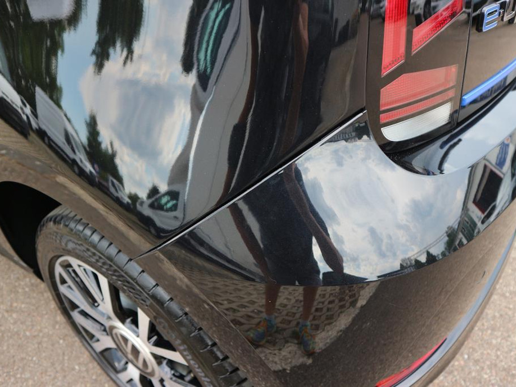 Volkswagen e-up!