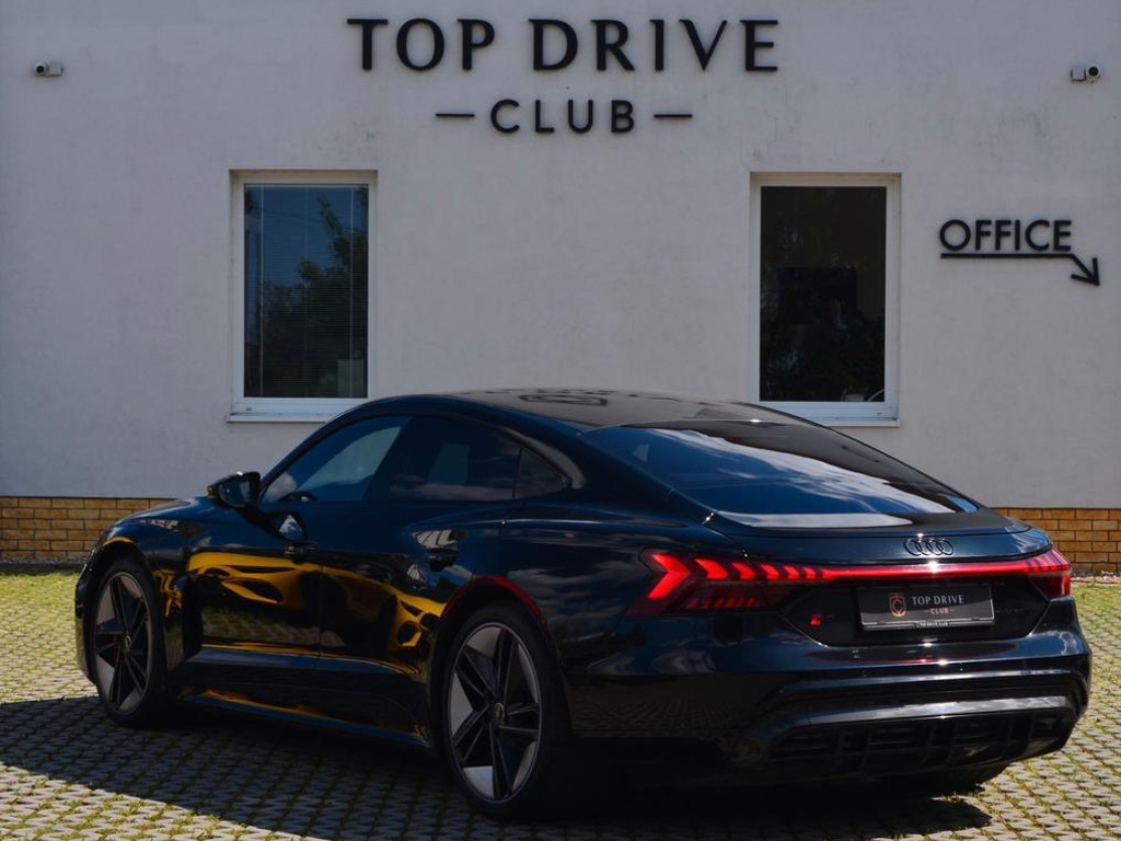 Audi RS e-tron GT