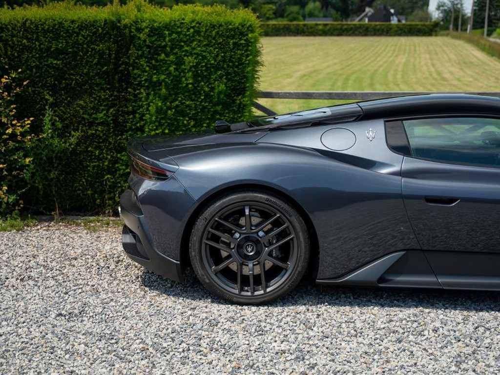Maserati MC20