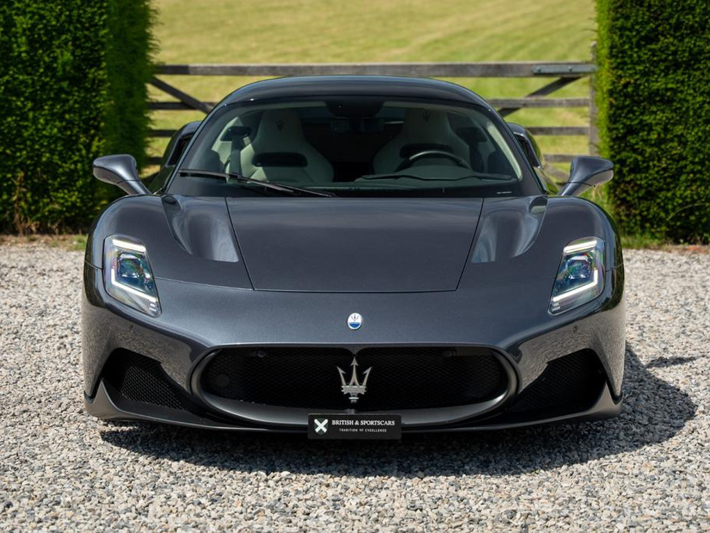 Maserati MC20