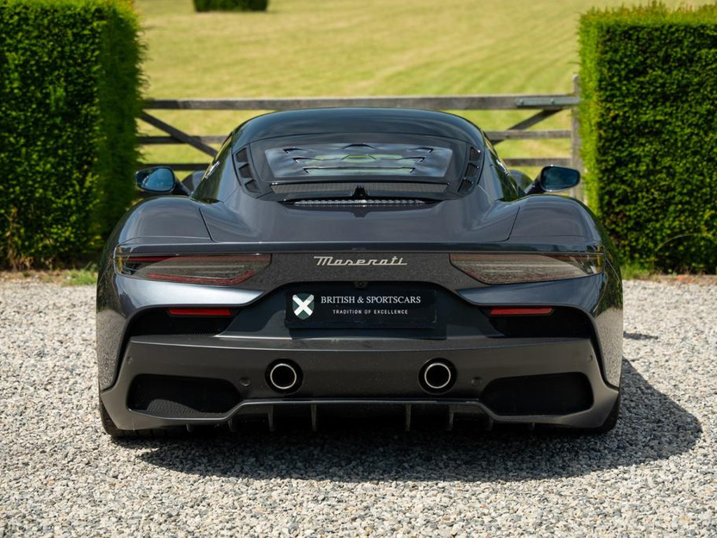 Maserati MC20