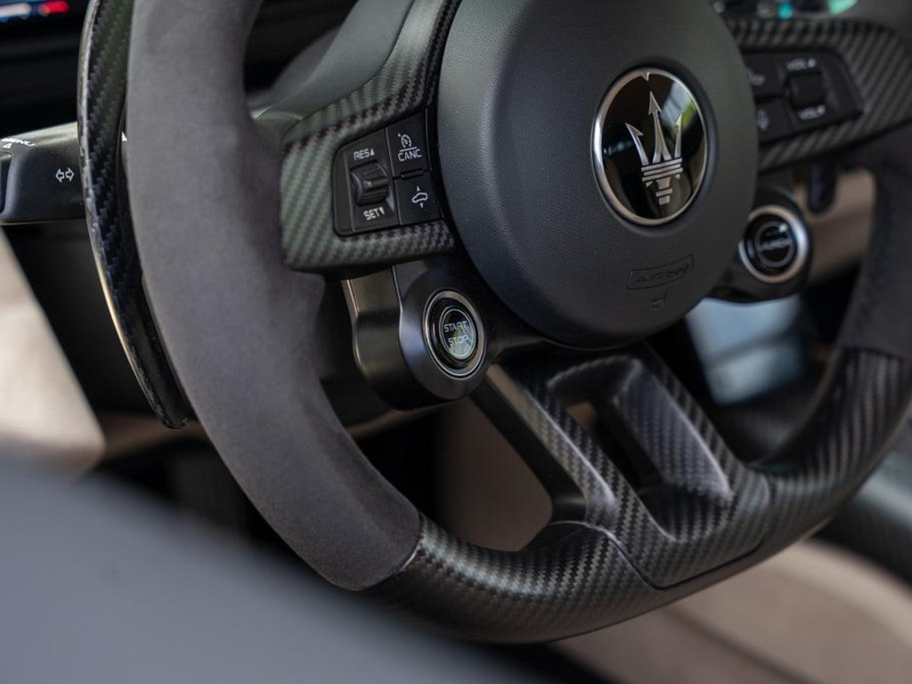 Maserati MC20