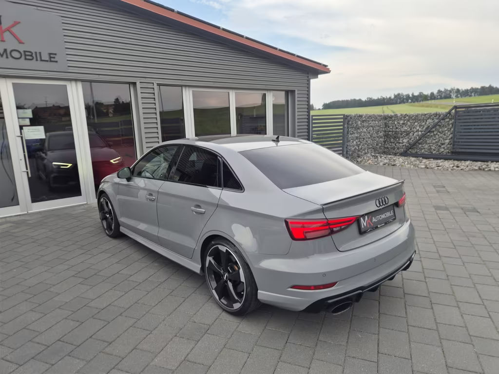 Audi RS3