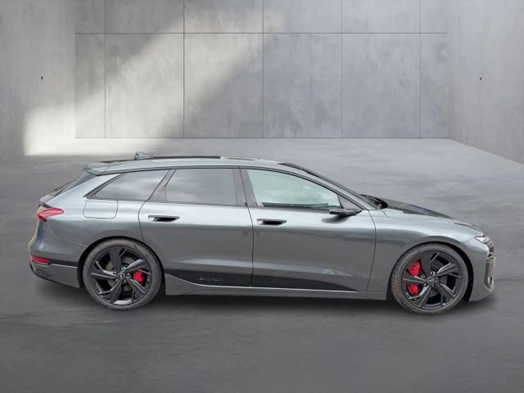 Audi S6 e-tron