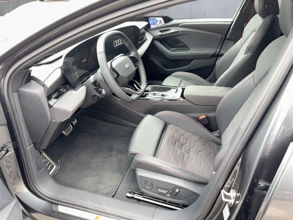 Audi S6 e-tron
