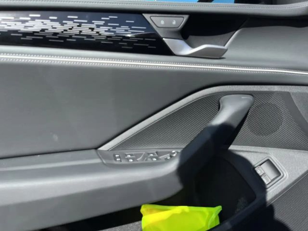 Volkswagen Passat DSG Variant eHybrid 1.5 TSI Elegance Elegance