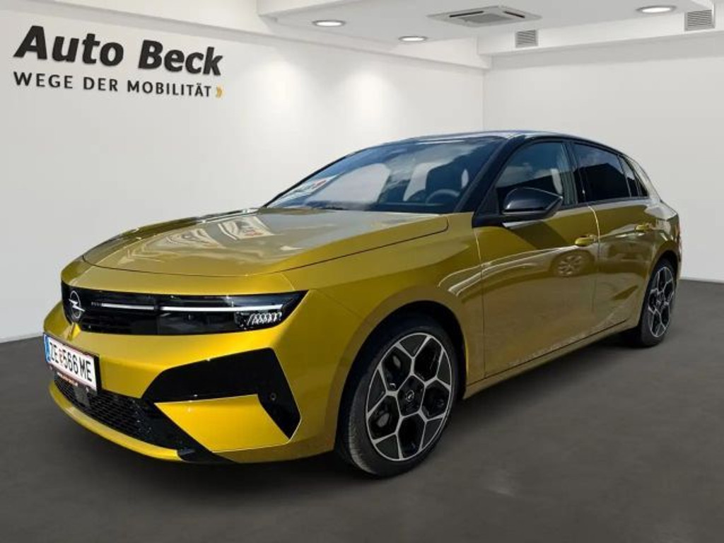 Opel Astra Ultimate Hybrid