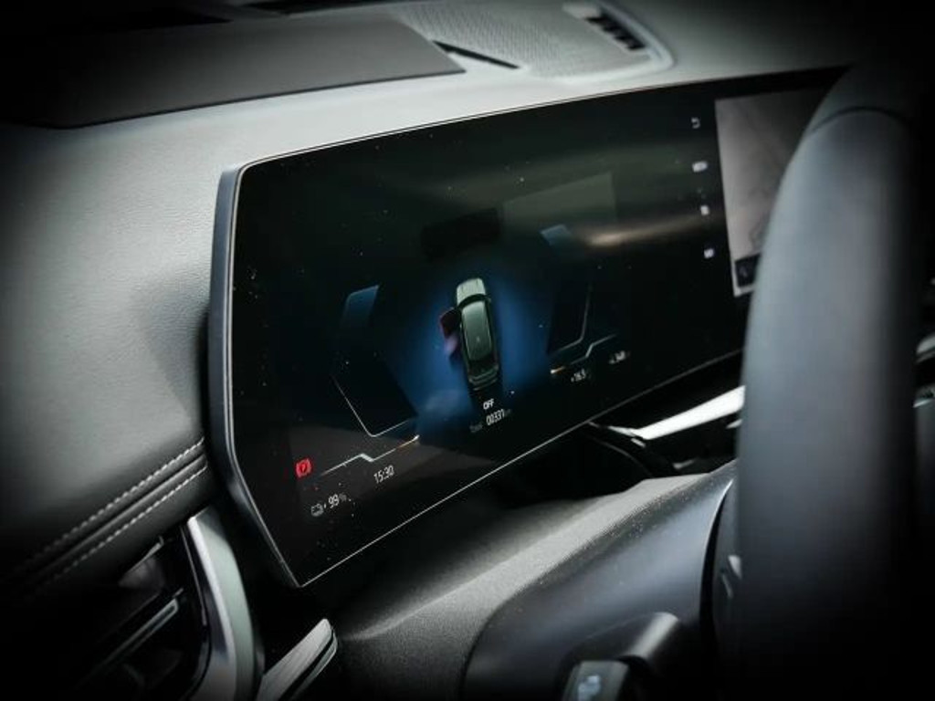 BMW iX1