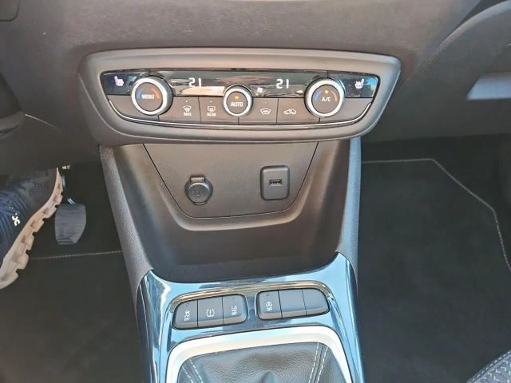 Opel Crossland X