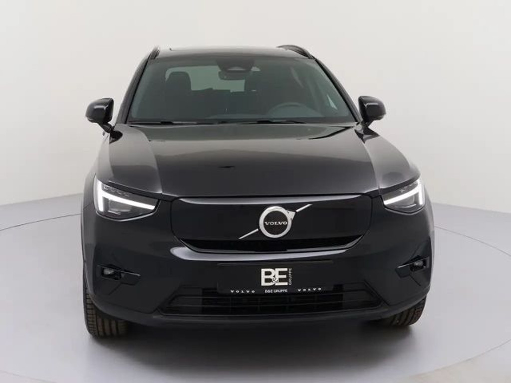Volvo EX40