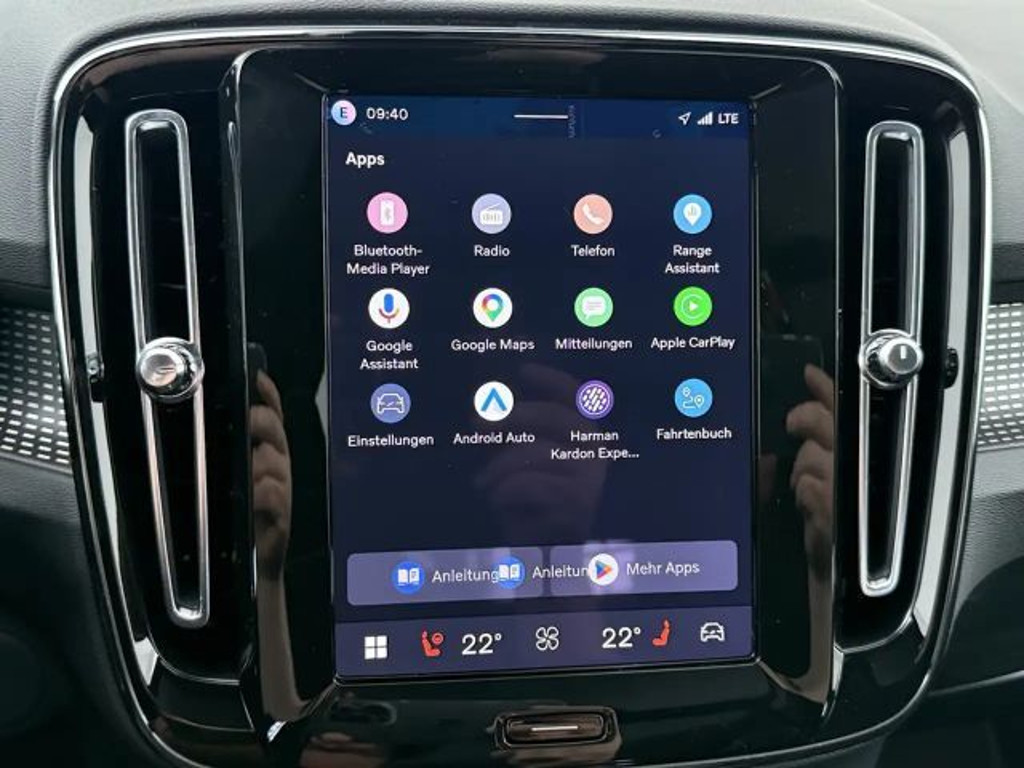 Volvo EX40