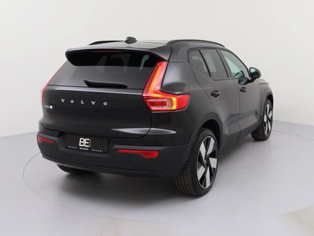 Volvo EX40