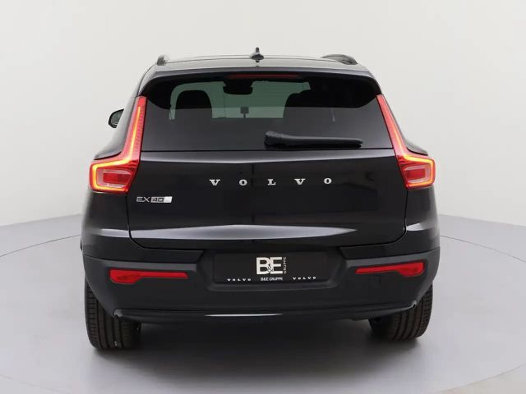 Volvo EX40
