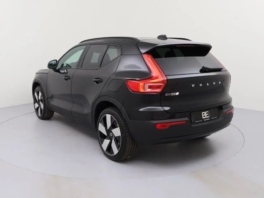 Volvo EX40