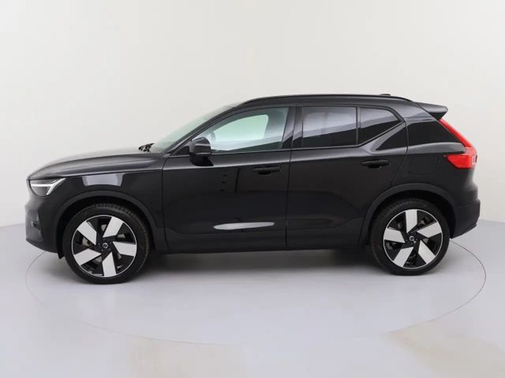 Volvo EX40