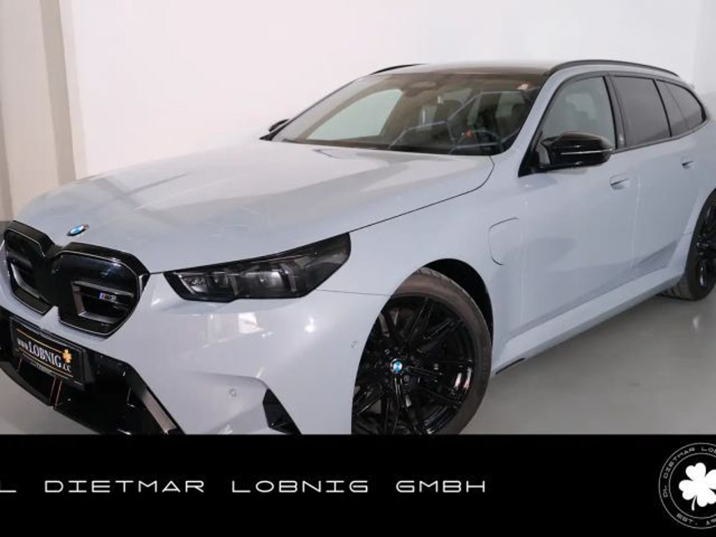 BMW M5 M5 G90 Touring | B&W | Pano | Voll