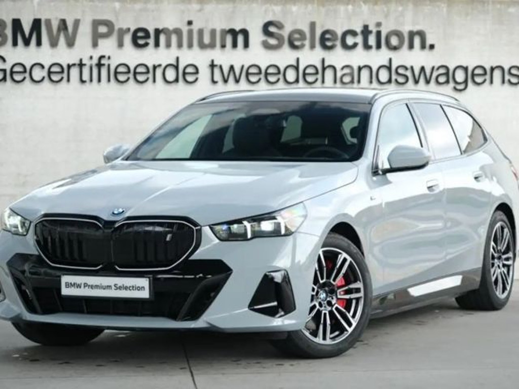 BMW i5 M-Sport Touring Drive pro eDrive40