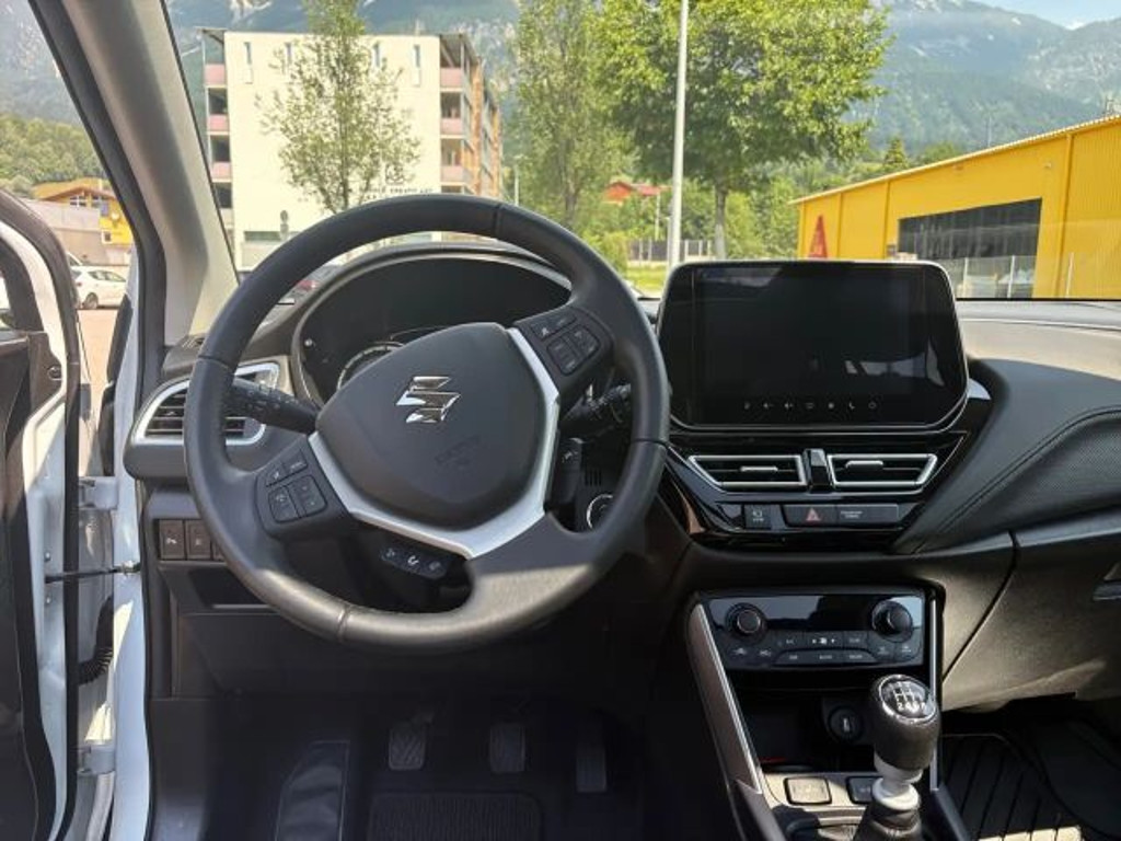 Suzuki S-Cross