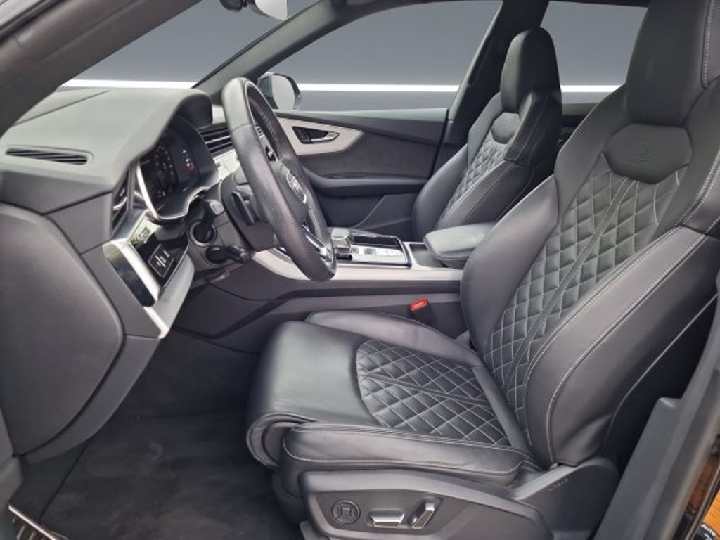 Audi SQ8