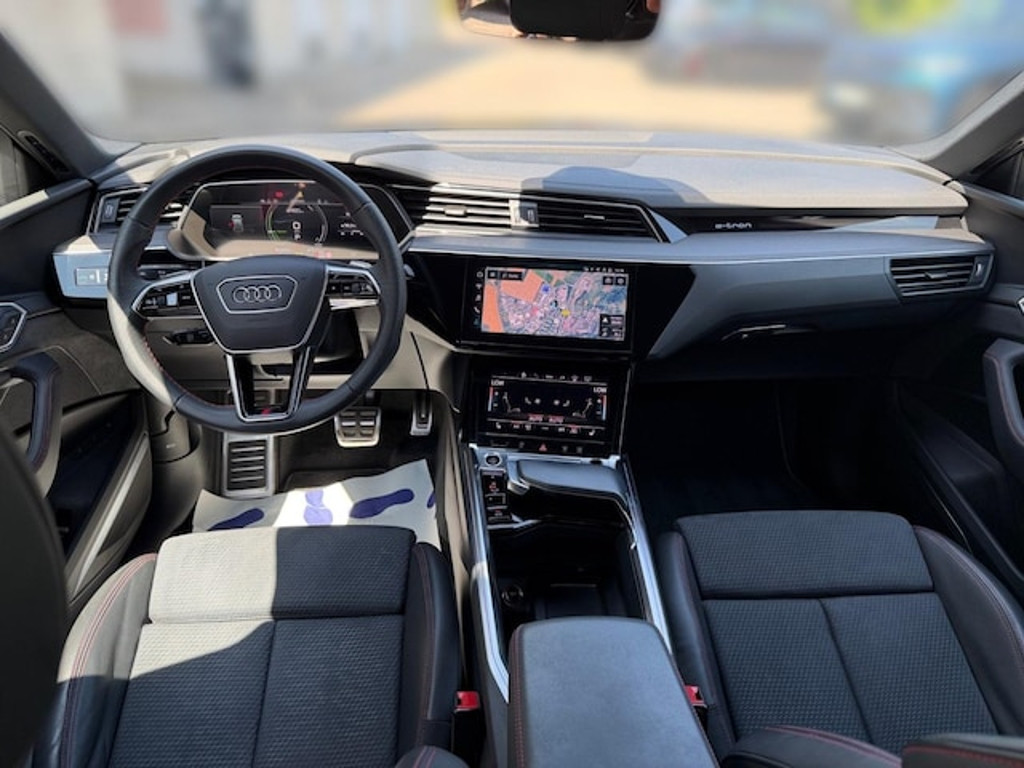 Audi Q8 e-tron