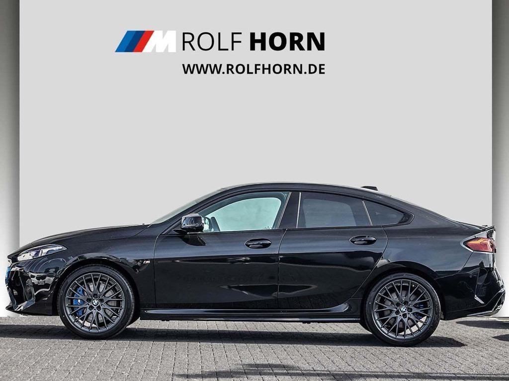 BMW M235
