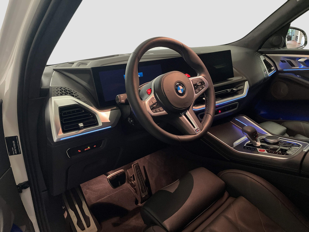 BMW XM