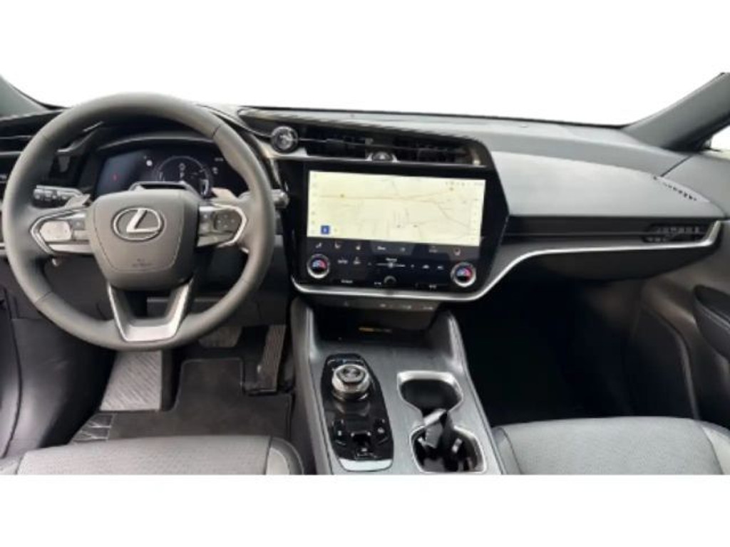 Lexus RZ