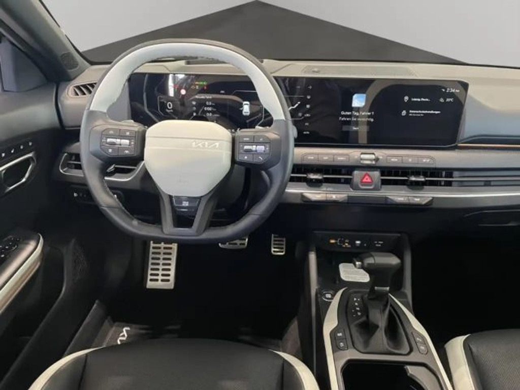 Kia K4