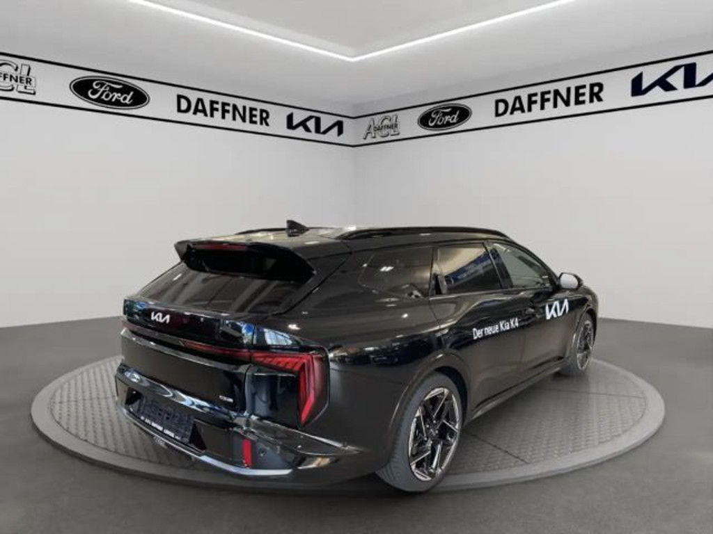 Kia K4