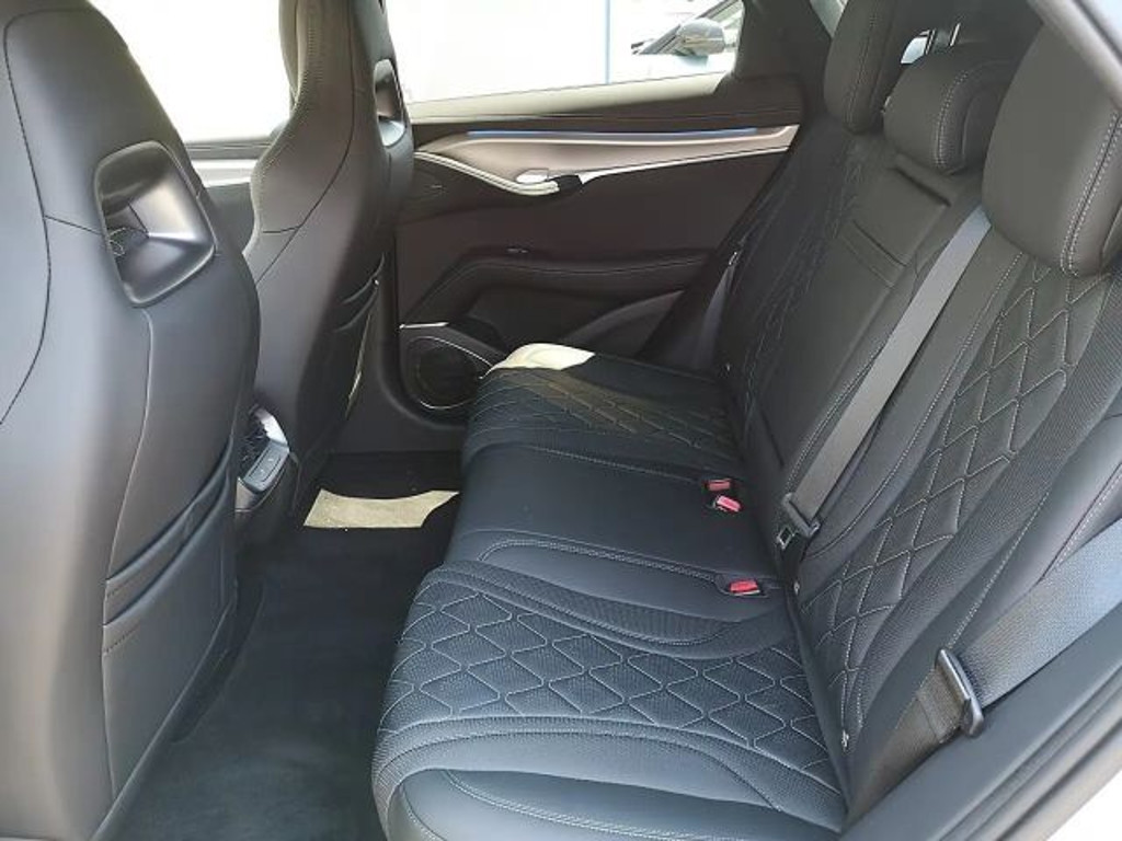 BYD Sealion 7