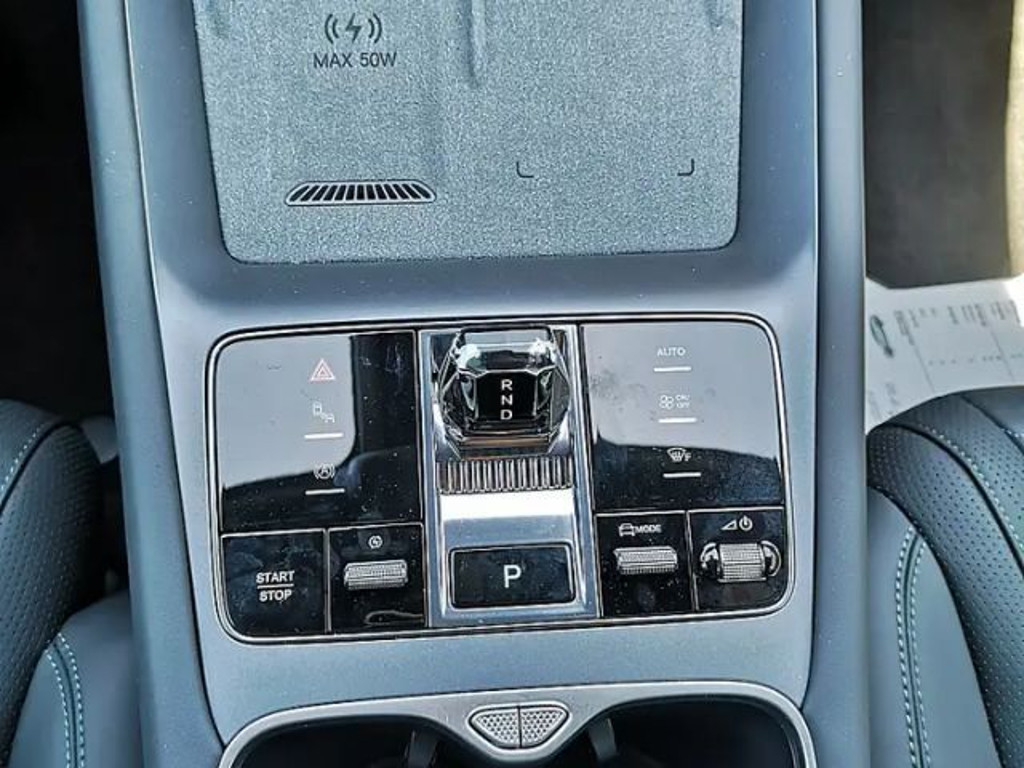 BYD Sealion 7