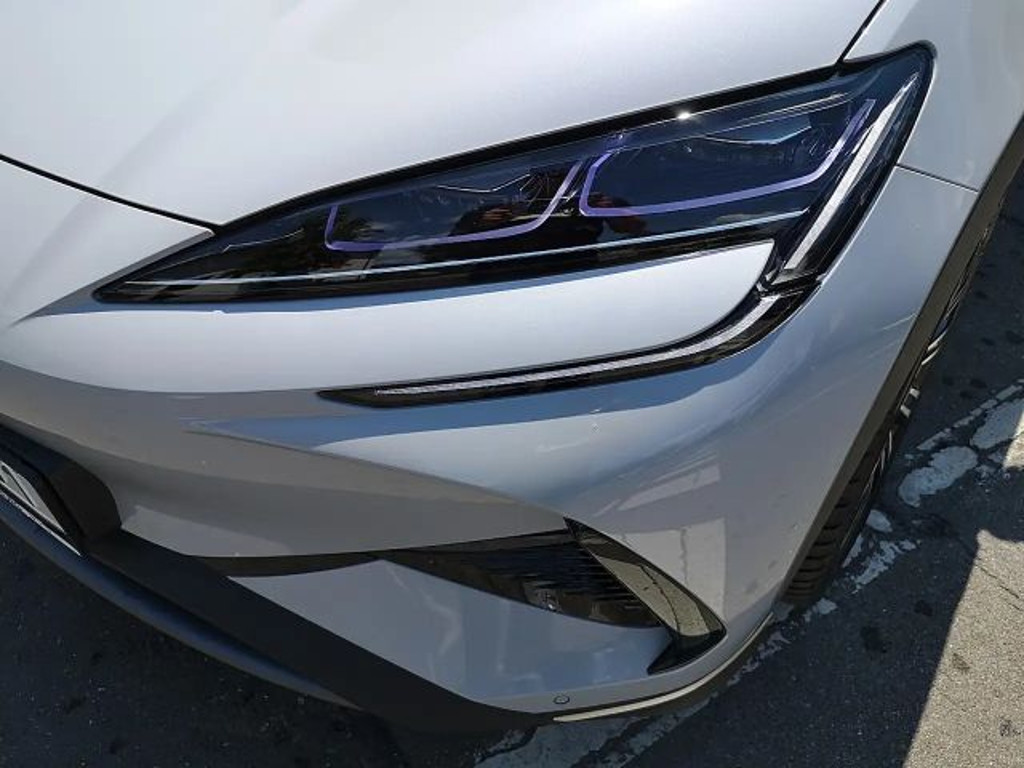 BYD Sealion 7