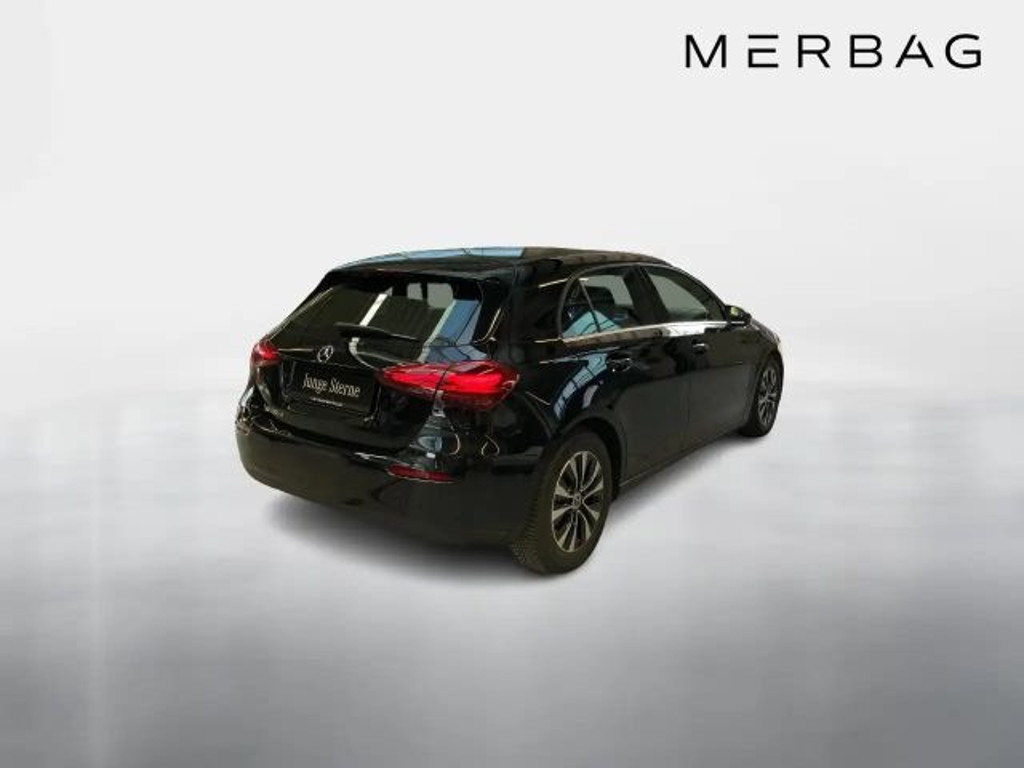 Mercedes-Benz A-Klasse A 180 A 180 d Hatchback