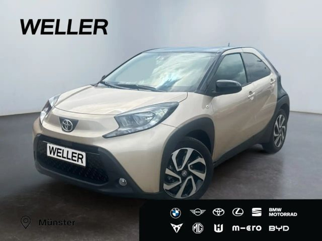 Toyota Aygo X Bi-Tone Hatchback Pulse