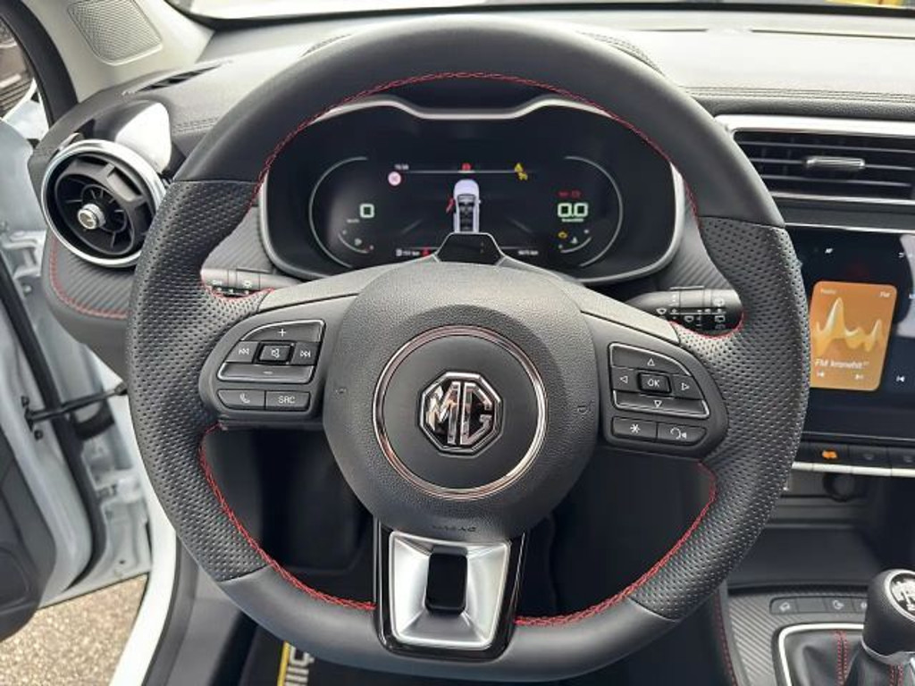 MG ZS