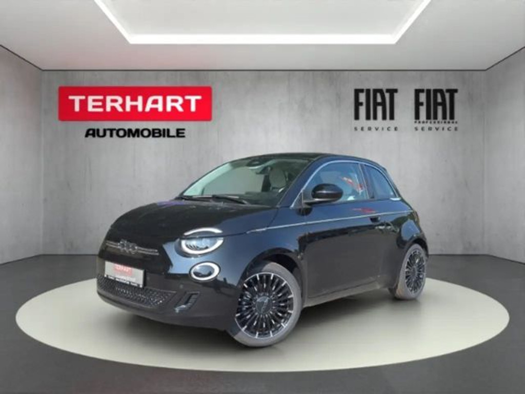 Fiat 500e La Prima