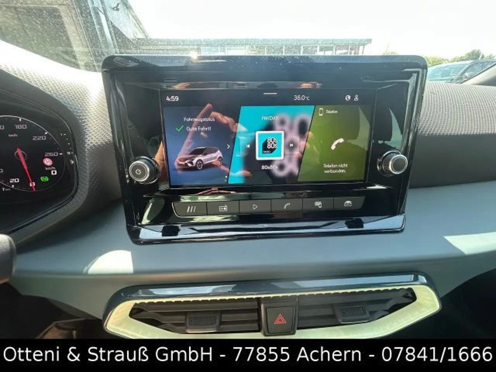 Seat Arona