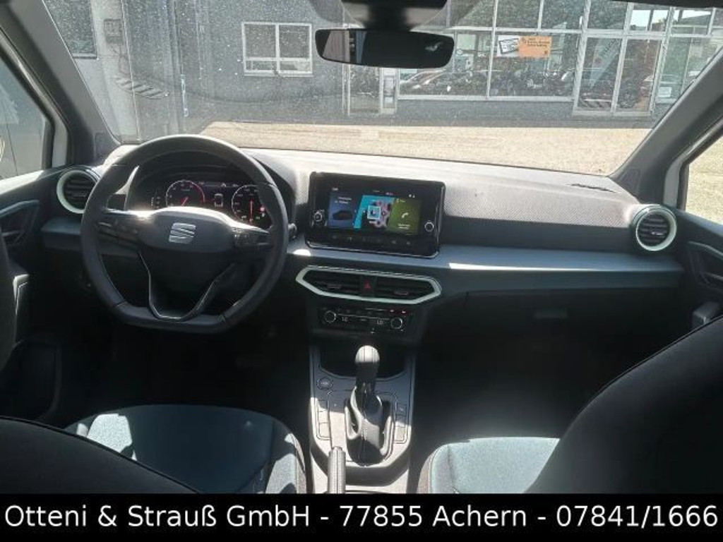 Seat Arona
