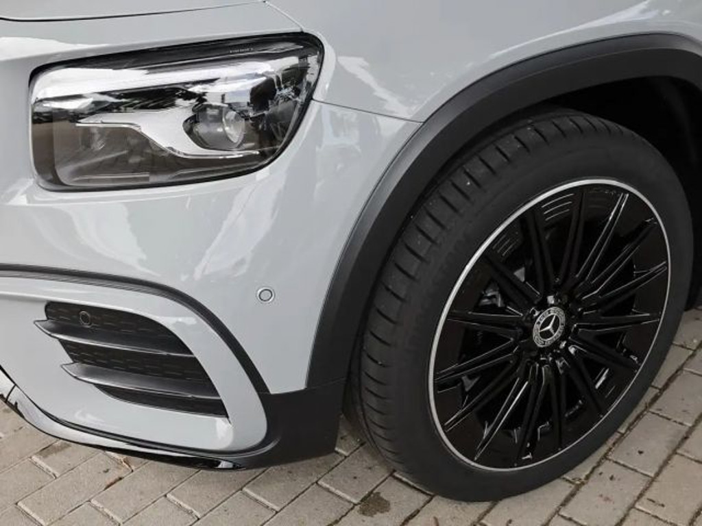 Mercedes-Benz GL-Klasse GLB 200 AMG Line