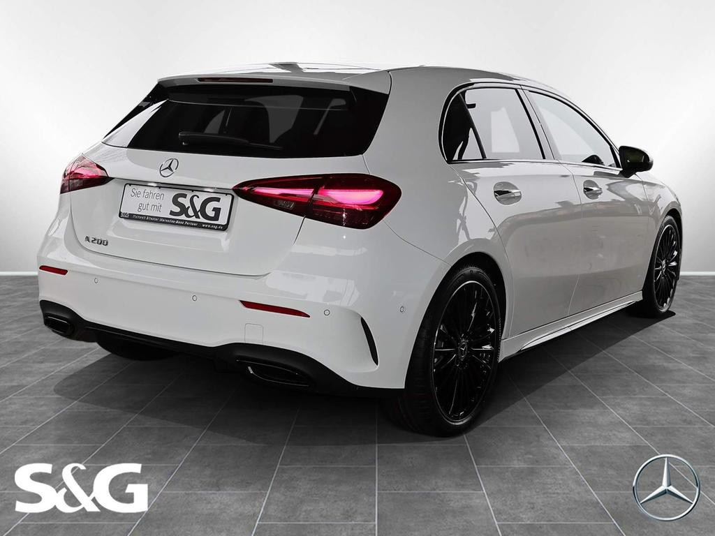 Mercedes-Benz A-Klasse A 200 AMG Line