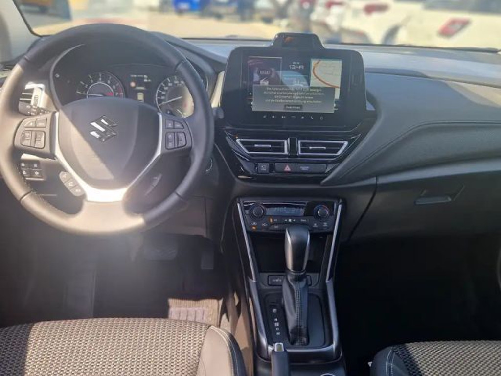 Suzuki S-Cross