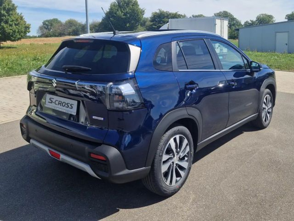 Suzuki S-Cross