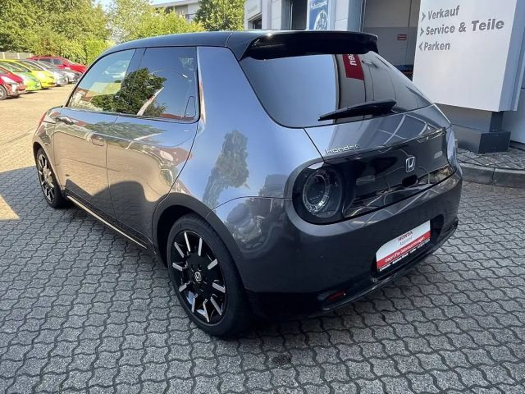 Honda e