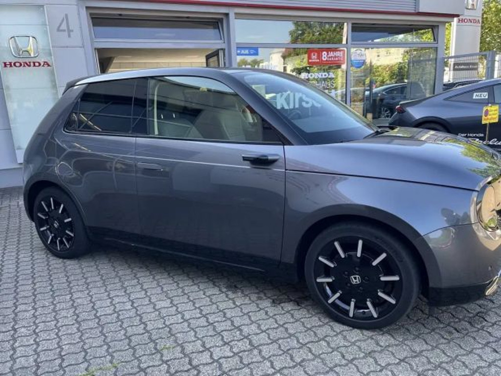 Honda e